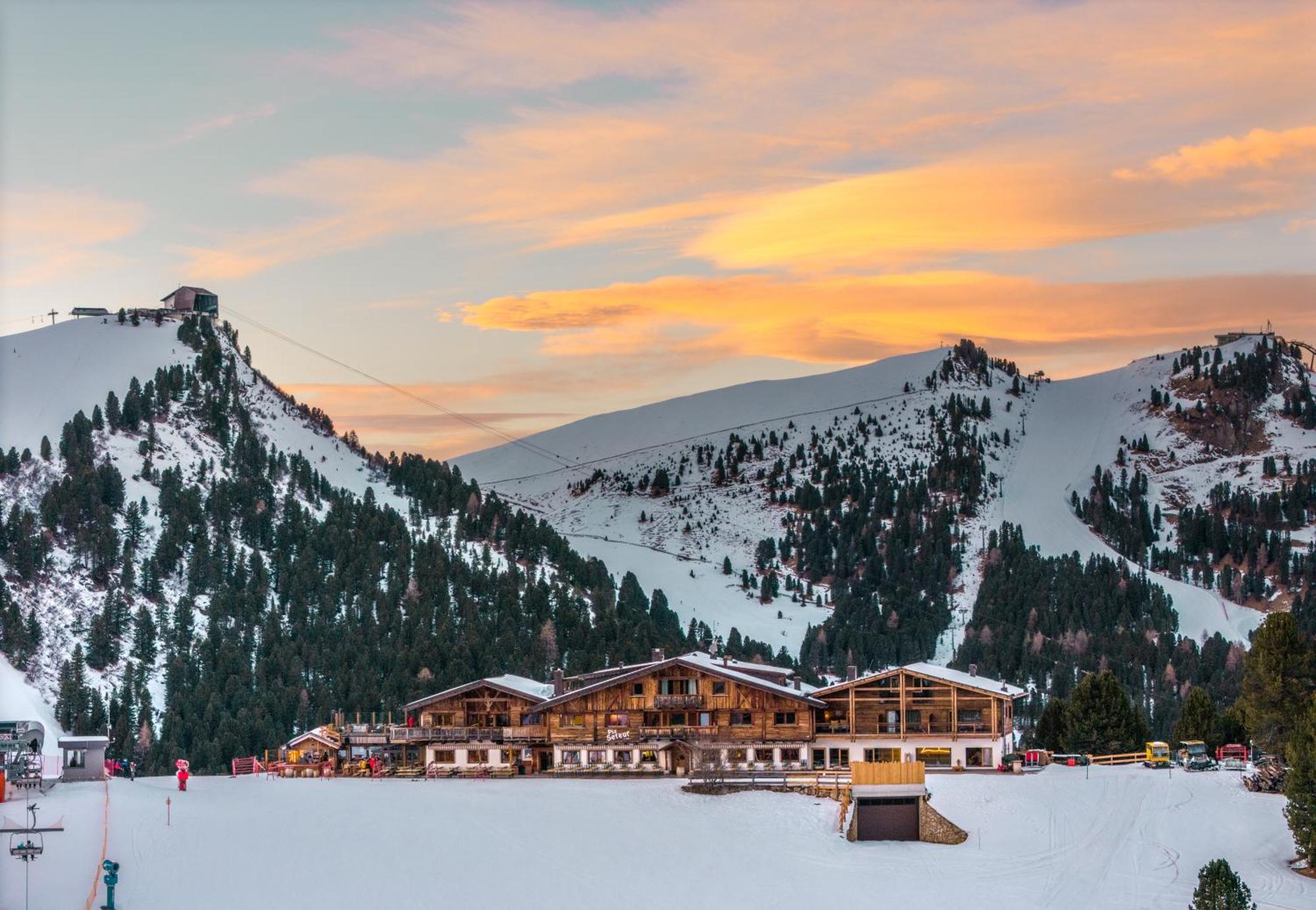 Hotel Piz Seteur Wolkenstein in Gröden Exterior foto